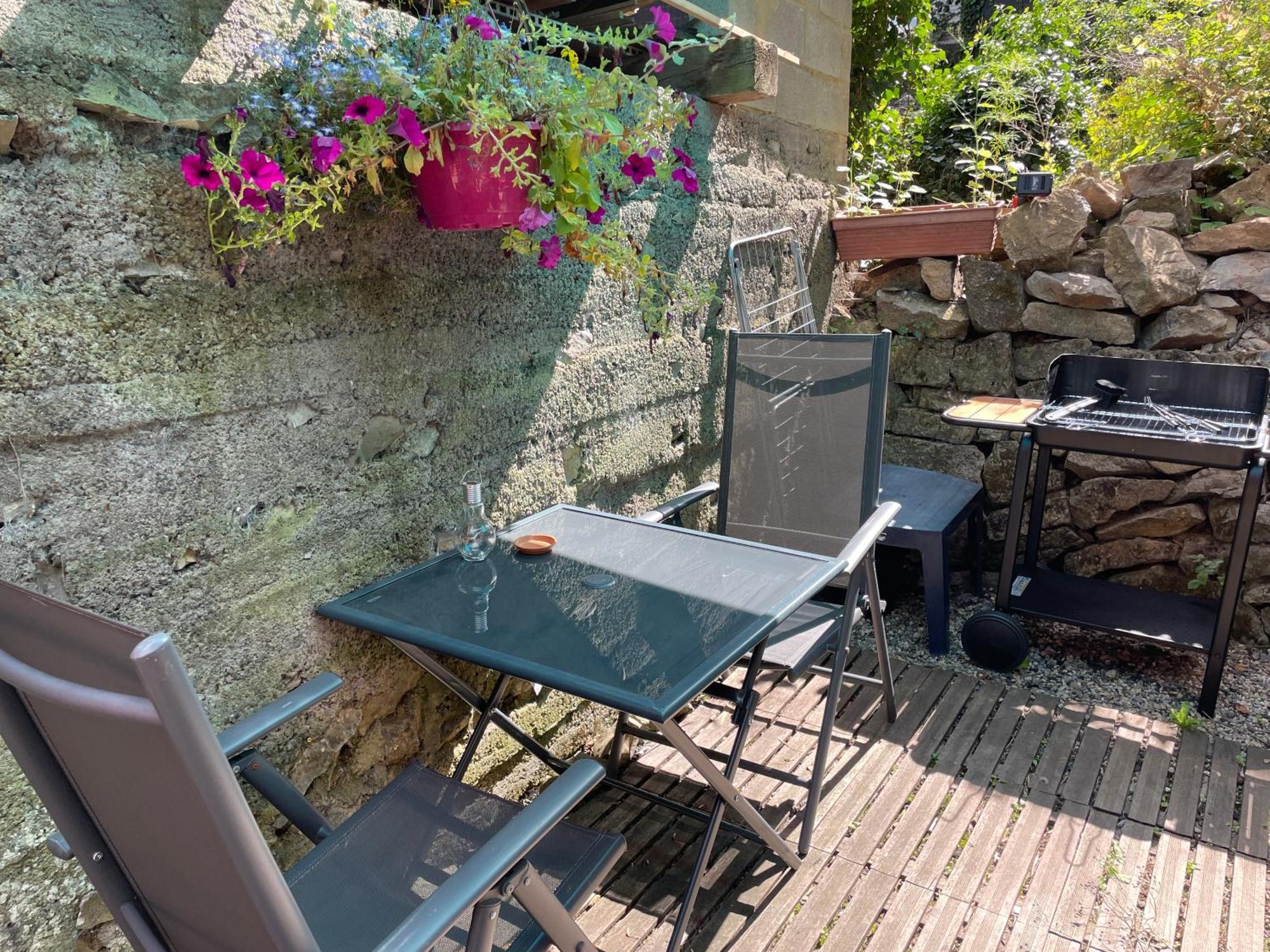 L'Arizona Dinant - Studio Montana - Barbecue, Free Parking, Dog Ok ภายนอก รูปภาพ